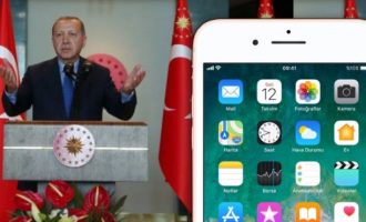 Η Apple σταμάτησε να πουλά iPhone στην Τουρκία λόγω κατάρρευσης της τουρκικής λίρας