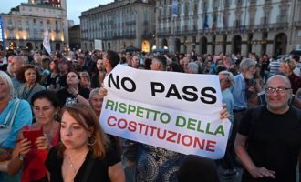 Η ιταλική κυβέρνηση «περιορίζει» τις διαδηλώσεις των αντιεμβολιαστών