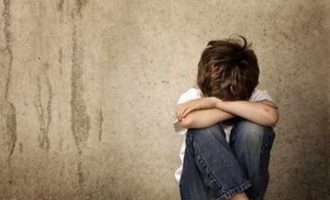 Καταγγελία: Κακοποίηση 4χρονου από νηπιαγωγό στις τουαλέτες – Τι είπε ο πατέρας του παιδιού