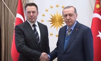 Τηλεδιάσκεψη Ερντογάν-Μασκ: Μίλησαν για εκτόξευση τουρκικού δορυφόρου στο διάστημα
