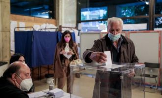 116.000 πολίτες έχουν ψηφίσει μέχρι στιγμής στις εκλογές του ΠΑΣΟΚ
