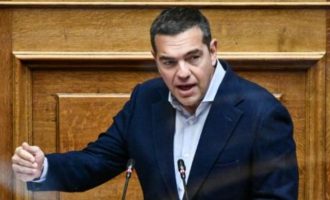 Ο Τσίπρας κατέθεσε πρόταση μομφής στην κυβέρνηση Μητσοτάκη – «Να φύγετε να ανασάνει ο τόπος»