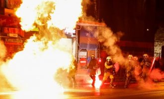 Θεσσαλονίκη: 35 προσαγωγές και 5 συλλήψεις για τα επεισόδια μετά την πορεία
