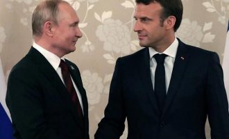 Πούτιν και Μακρόν μίλησαν τηλεφωνικά για την Ουκρανία