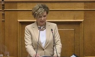 Όλγα Γεροβασίλη: «Συνένοχοι με την κυβέρνηση δεν θα γίνουμε στο καθημερινό έγκλημα»