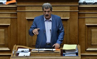 Νέο επεισόδιο στη Βουλή: Ο προεδρεύων Αθανασίου έκλεισε τα μικρόφωνα στον Πολάκη
