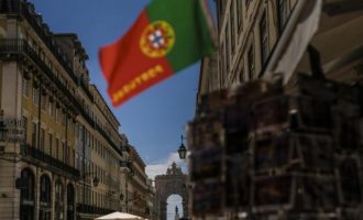 Πορτογαλία: «Βράζουν» οι πολίτες για τον κατώτατο μισθό – «Δεν ζούμε, επιβιώνουμε»