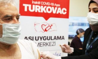 «Απλό διάλυμα» το τουρκικό εμβόλιο Turkovac – Ο Μπαχτσελί ζήτησε «λουκέτο» στον Ιατρικό Σύλλογο Τουρκίας