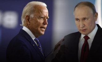 Μπάιντεν σε Πούτιν: Αν γίνει χρήση πυρηνικών στην Ουκρανία, «οι ΗΠΑ θα απαντήσουν αποφασιστικά»