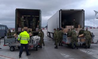 Ελληνικά C-130 μεταφέρουν όπλα και ανθρωπιστική βοήθεια στην Ουκρανία