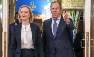 Λαβρόφ: Οι απειλές της Δύσης εναντίον της Ρωσίας «δεν οδηγούν πουθενά»