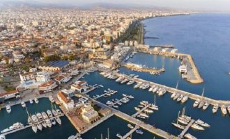 Υπό πίεση η Κύπρος λόγω ολιγαρχών;