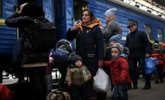 Από την αρχή του πολέμου 3.780 Ουκρανοί πρόσφυγες έφτασαν στην Ελλάδα