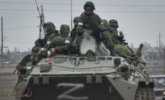 Φόρεϊν Όφις: «Ο πόλεμος Ρωσίας-Ουκρανίας μπορεί να διαρκέσει έως και 10 χρόνια»