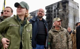 Σαρλ Μισέλ: «Η ιστορία δεν θα ξεχάσει τα εγκλήματα πολέμου» στην Ουκρανία