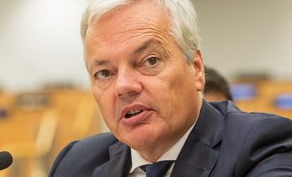 Ευρωπαίος Επίτροπος: Τα εγκλήματα πολέμου στην Ουκρανία «δεν θα μείνουν ατιμώρητα»