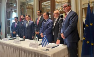 Τα Εμιράτα φέρνουν 4 δισ. επενδύσεις – Σουλτάν Αλ Τζάμπερ: «Σημαντική χώρα» η Ελλάδα