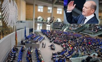 Γερμανία: Γενναίες αυξήσεις – Πάνω από 30.000 ευρώ το μήνα ο Σολτς και 10.000 οι βουλευτές