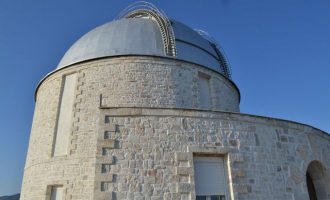 Φωτιά Πεντέλη: Εκκενώθηκε το Εθνικό Αστεροσκοπείο Αθηνών