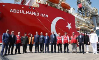 Ερντογάν: Όλα θ’ αλλάξουν όταν το «Αμπντούλ Χαμίτ Χαν» βρει φυσικό αέριο και πετρέλαιο