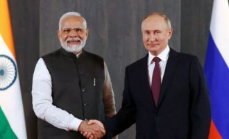 Ο Ινδός πρωθυπουργός Μόντι είπε στον Πούτιν: «Δεν είναι ώρα για πόλεμο»