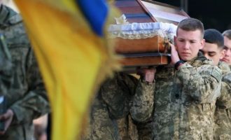 Περίπου 9.000 στρατιώτες έχει χάσει η Ουκρανία στον πόλεμο με τη Ρωσία
