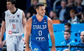 Ευρωμπάσκετ: Η Ιταλία έβγαλε νοκ-άουτ τη Σερβία από τους «8»