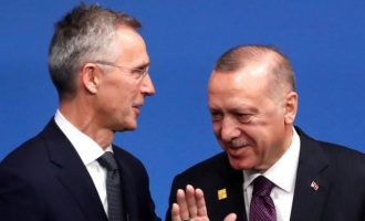 ΝΑΤΟ: Ο Στόλτενμπεργκ στην Τουρκία για να αποσπάσει το «ναι» για ένταξη της Σουηδίας