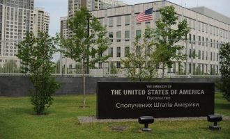 Πρεσβεία ΗΠΑ Κίεβο προς Αμερικανούς: Εγκαταλείψτε το έδαφος της Ουκρανίας