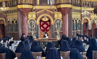 Το Πατριαρχείο Αλεξανδρείας διέκοψε την μνημόνευση του Πατριάρχη Μόσχας