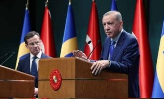 Der Spiegel: Ο Ερντογάν επιδιώκει να εκβιάσει τη Δύση με το θέμα του ΝΑΤΟ