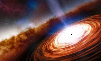 Σπάνια παρατήρηση: Τεράστια μαύρη τρύπα «καταπίνει» άστρο και εκπέμπει «τρομακτικά» δυνατό φως
