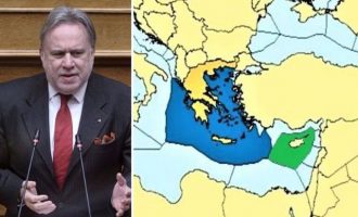 ΣΥΡΙΖΑ-Κατρούγκαλος: Η Ελλάδα να οριοθετήσει ΑΟΖ με την Κύπρο
