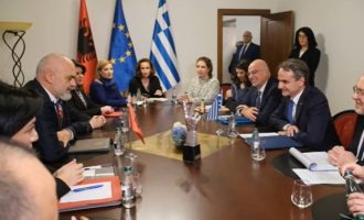 ΣΥΡΙΖΑ-ΠΣ: Ο Ράμα «άδειασε» τον Μητσοτάκη για τη μη επίσκεψη στην Ελληνική Μειονότητα
