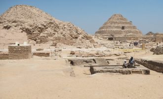 Αίγυπτος: Ανακαλύφθηκαν τέσσερις τάφοι των φαραώ και μια μούμια άνω των 4.000 ετών