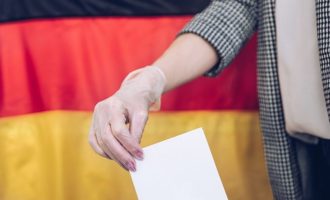 Γερμανία- Διορθωτικές εκλογές στο Βερολίνο: Πρώτο το CDU, αλλά μάλλον η ίδια τρικομματική κυβέρνηση