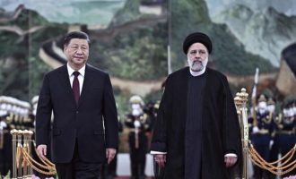 Ο πρόεδρος της Κίνας θα επισκεφτεί το Ιράν – Οι μεταξύ τους σχέσεις άριστες