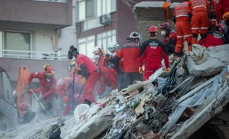 Σεισμός Τουρκία: 17χρονη ανασύρθηκε ζωντανή μετά από 248 ώρες