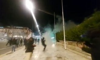 Επιτέθηκαν στον λαό: Πραιτωριανοί με μηχανάκια έπεσαν πάνω στους διαδηλωτές