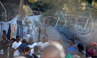 Tagesschau: Δικαίωση για έγκυο πρόσφυγα από τη Σάμο στο ΕΔΔΑ