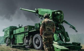 Η Δανία θα στείλει στην Ουκρανία 19 συστήματα πυροβολικού CAESAR