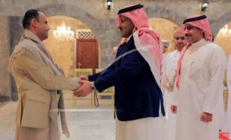 Σαουδάραβας διπλωμάτης: Οι συνομιλίες με τους Χούτι στοχεύουν στην αναβίωση της εκεχειρίας στην Υεμένη
