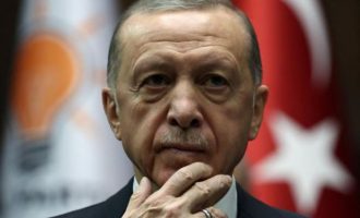 Κώστας Λάβδας: Ο Ερντογάν «τραβάει στα άκρα το σχοινί»