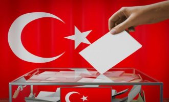 Εκλογές Τουρκία: Ο Ερντογάν «έκοψε» δύο Ευρωπαίους βουλευτές παρατηρητές του ΟΑΣΕ