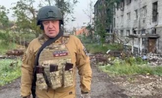 Στάση Πριγκόζιν: Άνδρες της «Βάγκνερ» κατέρριψαν ρωσικό στρατιωτικό ελικόπτερο