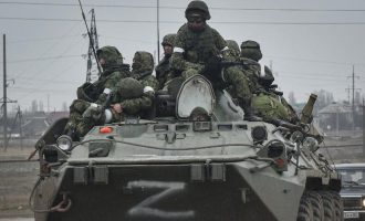 Ουκρανία: 25.000 Ρώσοι στρατιώτες έτοιμοι να καταλάβουν δύο στρατηγικής σημασίας πόλεις