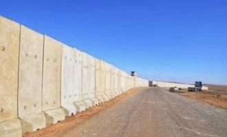 Το Ιράκ χτίζει τείχος στα σύνορα με τη Συρία για να μην «περνάνε» οι τζιχαντιστές