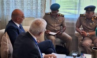 Δένδιας με Αιγύπτιο υπουργό Άμυνας: «Συμβάλλουμε στην ασφάλεια και την σταθερότητα στην Ανατολική Μεσόγειο»
