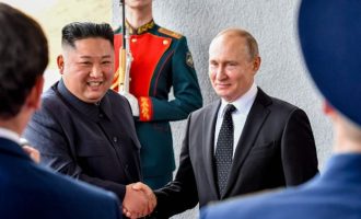 Κιμ Γιονγκ Ουν και Βλαντίμιρ Πούτιν συμφωνούν για «μακρά στρατηγική συνεργασία»