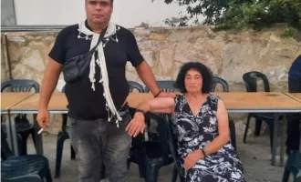 Κρήτη: Ο έρως χρόνια δεν κοιτά – Η 82χρονη Παρασκιώ αρραβωνιάστηκε τον 41χρονο Κωστή (βίντεο)